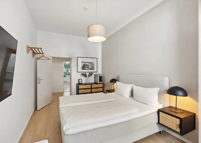Arbio I 1a & Prenzlauerberg Apartahotel 3*