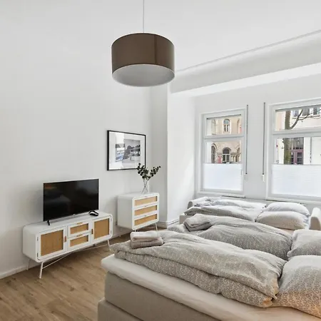 Arbio I 1a & Prenzlauerberg Apart Otel