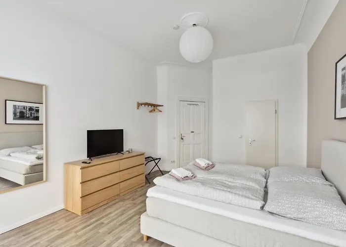 Arbio I 1a & Prenzlauerberg Lägenhetshotell 3*